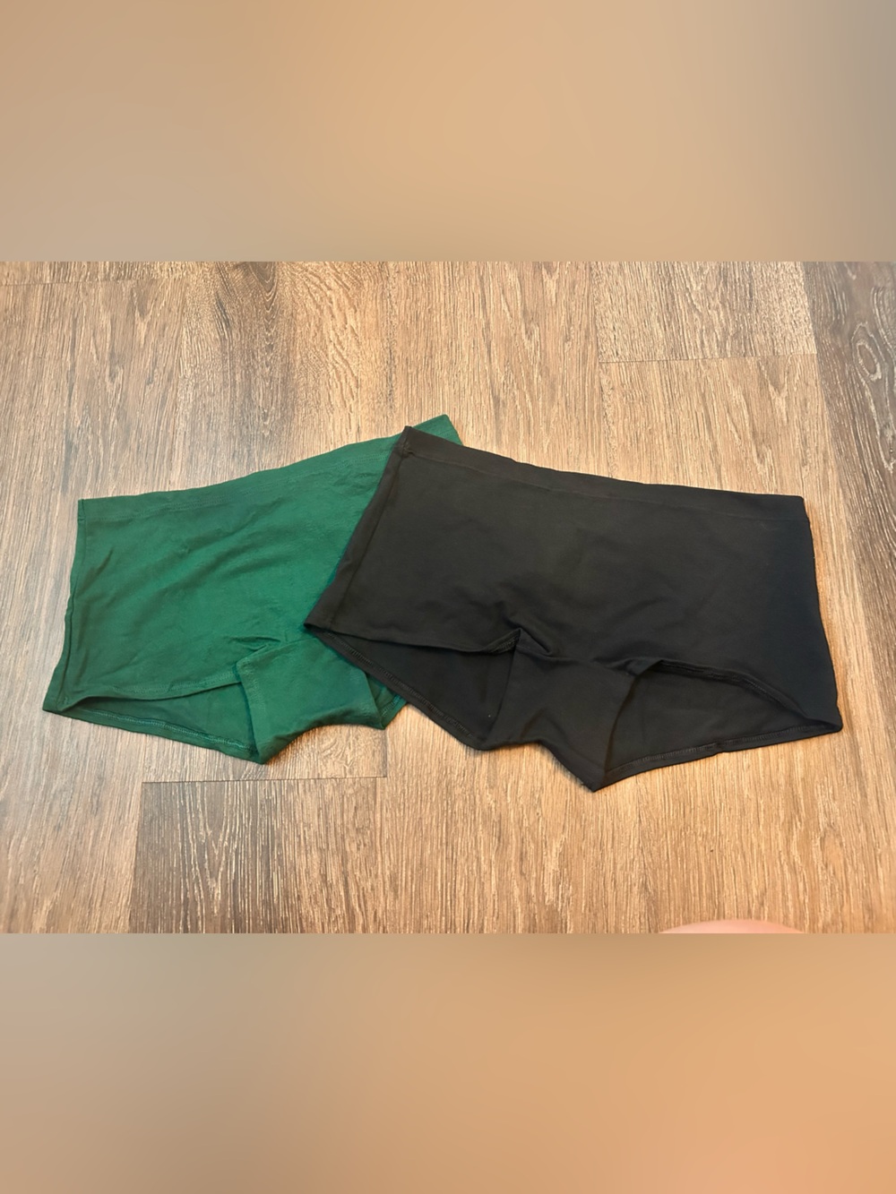 PINK Victoria's Secret Large Green Black Bike Underwear Seamless Lot of 2 NWT